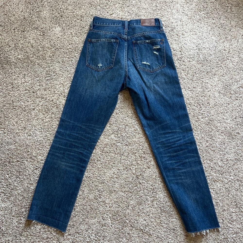 Madewell Perfect  Summer Jean- Straight-Leg Denim with distressed details